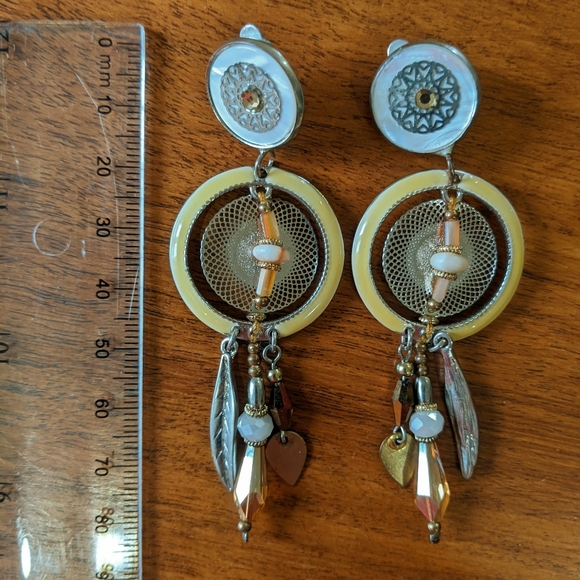 Clip earrings - Picture 1 of 2